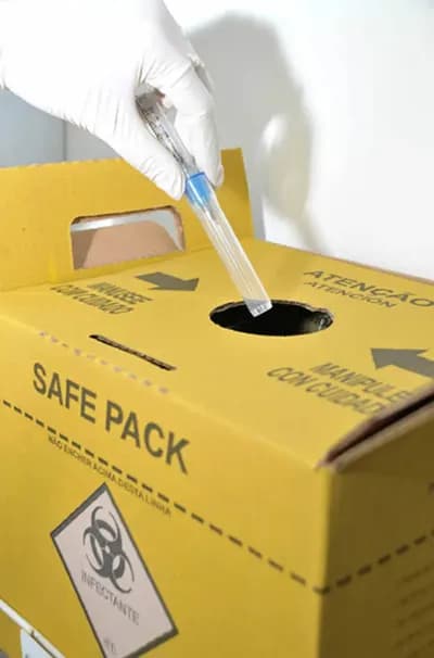 COLETOR DE MATERIAL PERFURO CORTANTE SAFE PACK POLARFIX