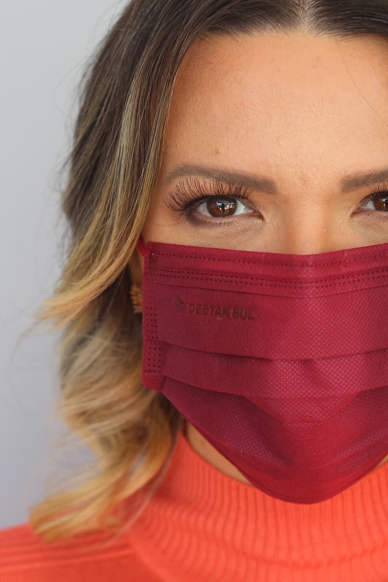 Máscara Descartável Marsala com Elástico Color Destak com 50 Unidades Ótima resistência - Portal do Médico